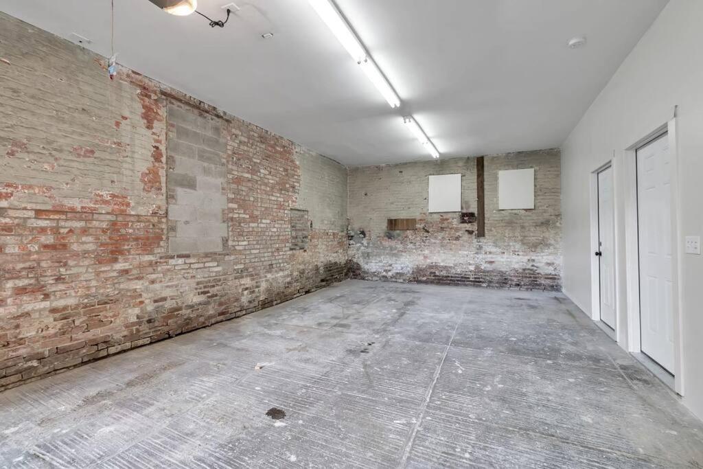 Apartamento Carriage House Loft - King Bed And Garage Parking Búfalo Exterior foto